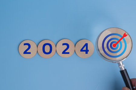 hand hold magnifier vision ...