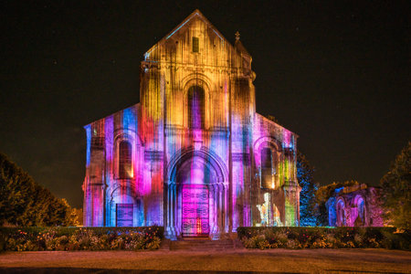 Soissons en LumiÃ¨re 2023 - Video mapping on the facade of the Saint-Pierre church