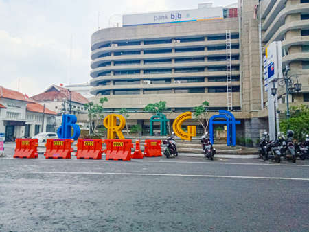 Bandung, West Java, Indonesia.  Sunday, October 17, 2021: tourist attractions in the city of Bandung on Jl.  Braga, on Jalan Braga Bandung, Indonesia.のeditorial素材