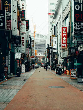 Pedestrian street in Shinjuku, Tokyo, Japanの写真素材