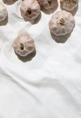 Garlic, Vegetables, Wood texture, Korean Food Ingredientsの写真素材