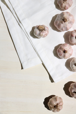 Garlic, Vegetables, Wood texture, Korean Food Ingredientsの写真素材