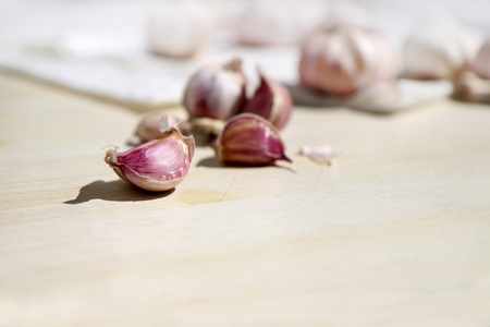 Garlic, Vegetables, Wood texture, Korean Food Ingredientsの写真素材