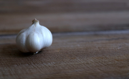 Garlic, Vegetables, Wood texture, Korean Food Ingredientsの写真素材