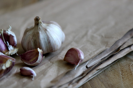 Garlic, Vegetables, Wood texture, Korean Food Ingredientsの写真素材