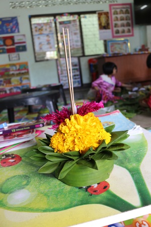 banana leave vessel  Krathongの写真素材
