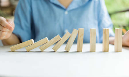 The concept of business and the risks in the market