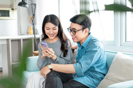 asian couple pictures at homeの写真素材