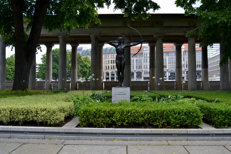 Age National gallery Berlin Statueのeditorial素材