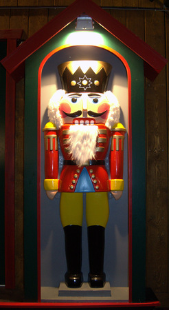 Nut Cracker