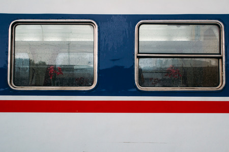  train in the rainの写真素材