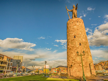 Cusco, Peru - May 23, 2016: Inca Pachacutec Monument. It was inaugurated 500 years after the invasion for Peru land, is a symbol of the new Peru,のeditorial素材