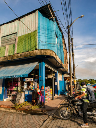 Caballococha, Peru - May 2016: Colorful houses in a small town on the banks of the Amazon River, Amazonia, Peru, South Americaのeditorial素材