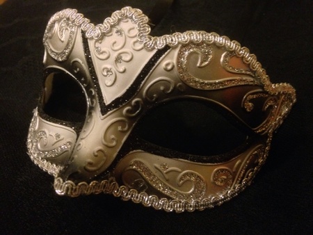 Venetian maskの素材