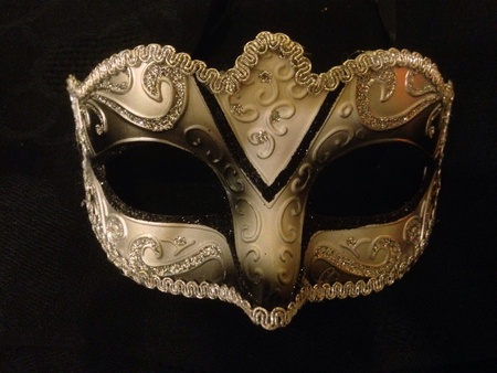 Venetian maskの素材