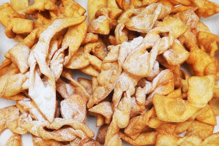 Crisped cakes