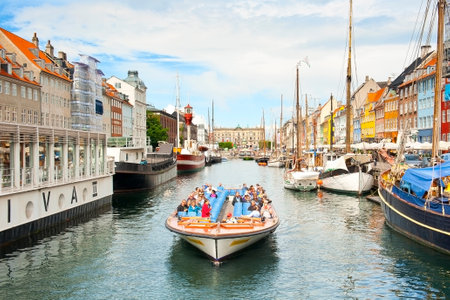COPENHAGEN, DENMARK - JULY 2  Canal tour in Nyhavn on July 2, 2014 in Copenhagenのeditorial素材