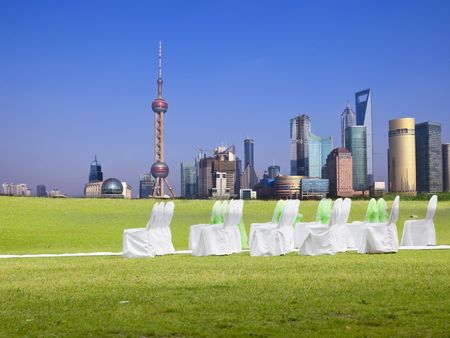 the wedding of a garden with the shanghai city background.のeditorial素材