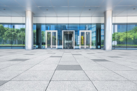 empty pavement front of office entranceのeditorial素材