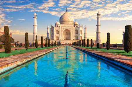 Wonder of the world of India, Taj Mahal Mausoleum, Uttar Pradesh, Agra.のeditorial素材