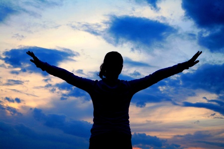 feeling free under beatiful sky out doors