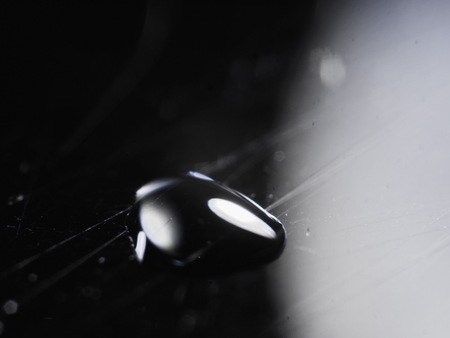 water bubbles macro darkの写真素材