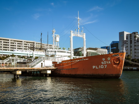 From Higashi-Yashio Midorido Park to The Antarctic Observation Ship "Soya" (3-1 Higashi-Yashio, Shinagawa-ku, Tokyo)のeditorial素材