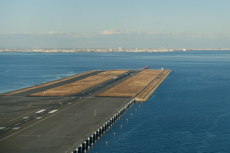 Aircraft taking off from Tokyo International Airport Haneda Airport D Runwayのeditorial素材