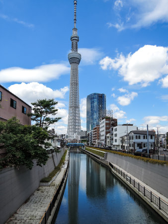 Tokyo Sky Tree upside down from Juma Bridge against the blue skyのeditorial素材