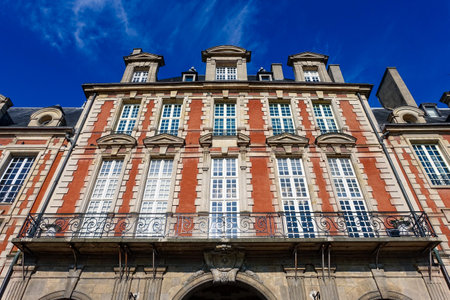 Place des Vosges, the oldest square in Paris (Paris, France)のeditorial素材