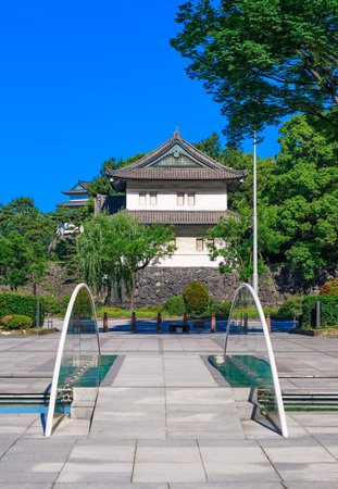 Urban oasis Wadakura Fountain Park to Edo Castle's Tatsumi Tower (Sakurada Double Tower)のeditorial素材