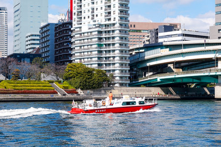 Fireboat "Hamakaze" on patrol (Tokyo Fire Department)の写真素材