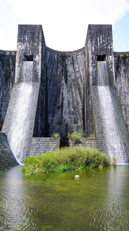 The grandeur and dignity of the castles of medieval Europe: Honen-ike Dam (Kanonji City, Kagawa Prefecture)の写真素材
