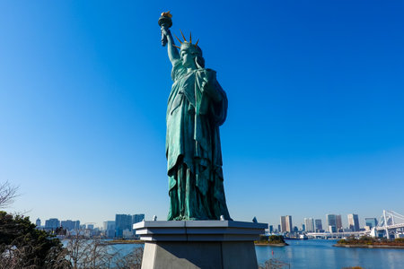 A clear day in Odaiba, Statue of Liberty (Minato Ward, Tokyo)の写真素材