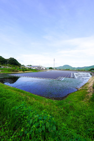 Pond solar: Hakaike Solar Power Plant (Okawacho, Sanuki City, Kagawa Prefecture)の写真素材