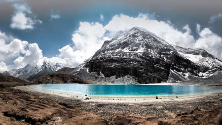 snow mountain scenery