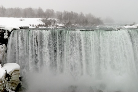 Niagara Falls Niagara Falls is the worlds largest falls, one of the most marvelous wonders in North America の写真素材