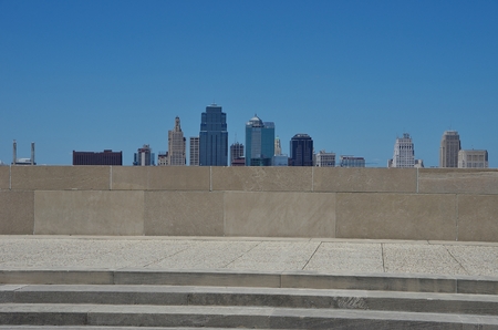 View of Kansas City from WWI Museum Terraceのeditorial素材