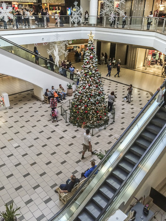 Christmas shopping at the mall,Westcovina, CA. USAのeditorial素材