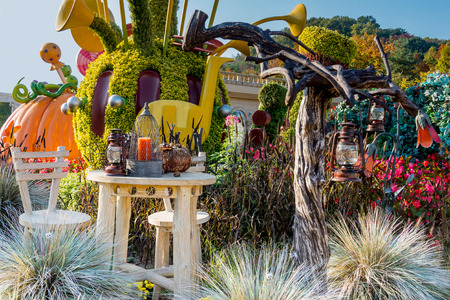 SEOUL, SOUTH KOREA - OCTOBER 25: Halloween party decorations at Everland Theme Park on OCTOBER 25, 2013 in Seoul, South Koreaのeditorial素材