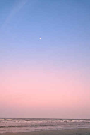 View over the beach on the coast of Usedom at sunset. Landscape shot of the seaの写真素材
