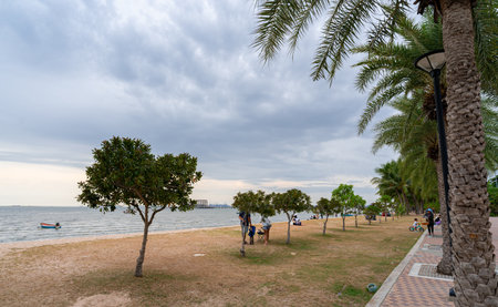 Krating Lai Beach, Chon Buri, Thailand-August 20.2023. Seaside retreats outside the city limits. It is another relatively quiet place and beautiful scenery.のeditorial素材