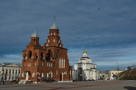 Architecture of Russia in the city of Vladimir - Trinity Red Church and Golden Gateの写真素材