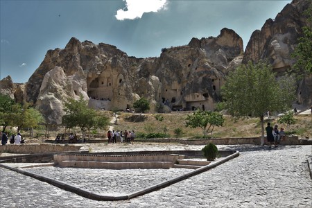 20TH JULY 2017,CAPPADOCIA,TURKEY:Tourists visiting the National park Open air museum in Cappadocia, Turkey, Goremeのeditorial素材