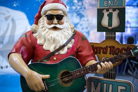 playing santa clause_guitarの写真素材