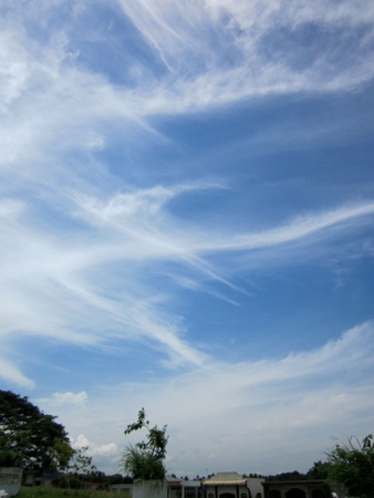 Wispy cloudsの写真素材