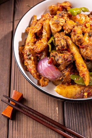 Griddle ribs and potato chips on the Chinese style table
