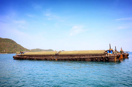 Ships carrying sandの写真素材