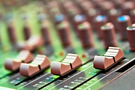 adjusting equipment for sound record