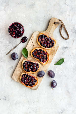Food layout of toasted bread with plump jamの写真素材